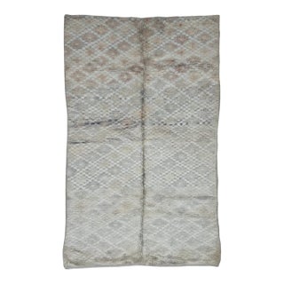 1980s Moroccan Minimalist Berber Rug - 8.9 X 5.5 Ft For Sale