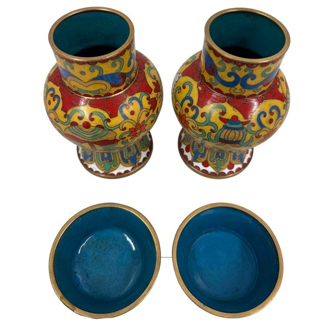 Metal Mid 20th Century Pair of Chinese Cloisonné Lidded Ginger Jars For Sale - Image 7 of 9
