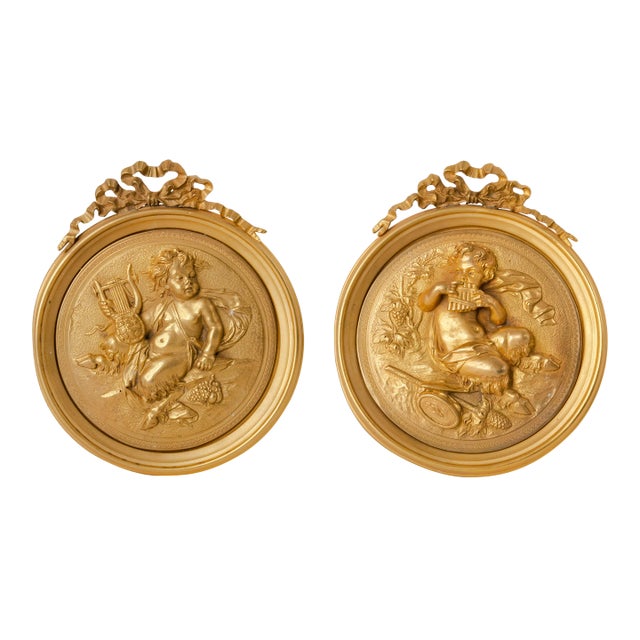 Pair of French Gilt Bronze Round Figural Wall Plaques, France, 19th Century For Sale