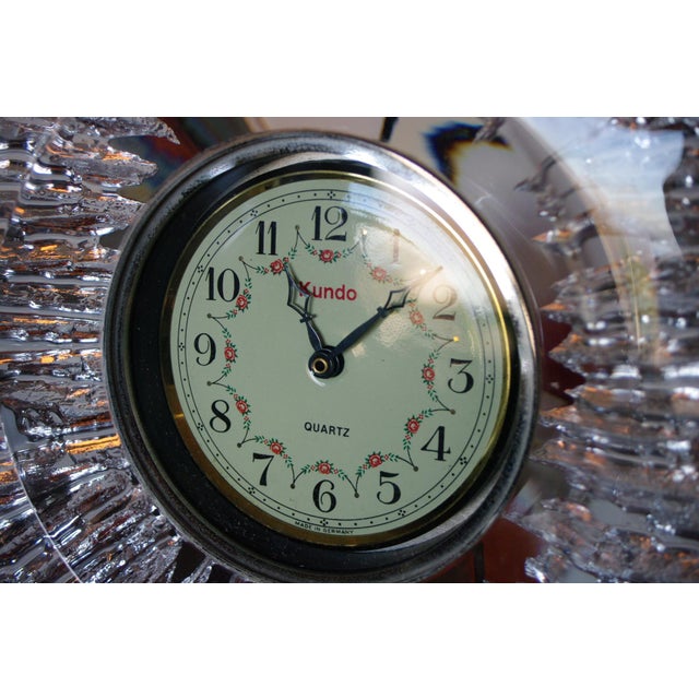 Crystal Table Clock from Daum, France, 1960s For Sale - Image 9 of 11