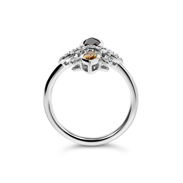 Early 21st Century .925 Sterling Silver Black Onyx and Yellow Citrine Marquise and Diamond Accent Fleur De Lis Ring (H-I Color, SI1-SI2 Clarity) - Size 6.5 For Sale - Image 5 of 7