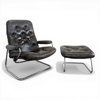 Set of Lounge Chair and Ottoman in Leather from Stressless, 1970s For Sale