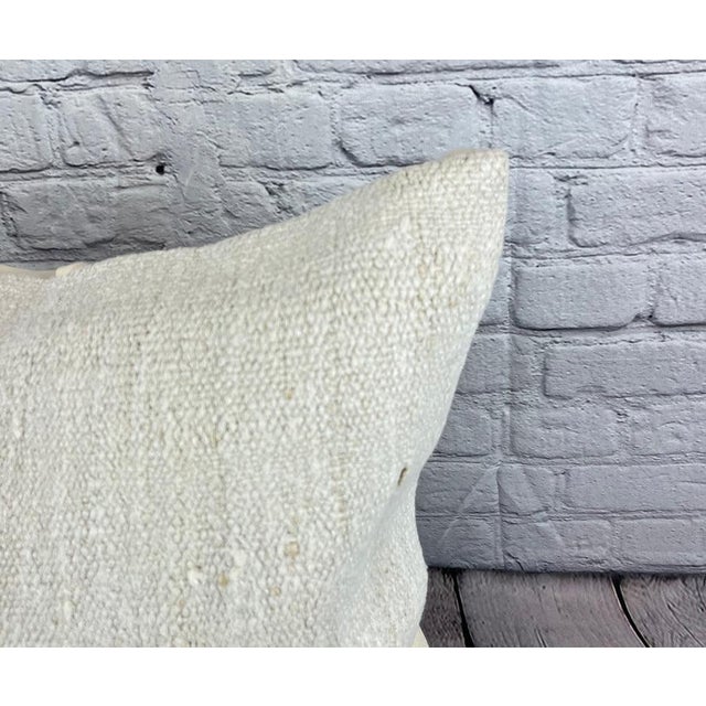 Turkish 20 x 20 Hemp Pillow Turkish Cushion Natural Grayish White Pillow Cushion Cover For Sale - Image 3 of 4