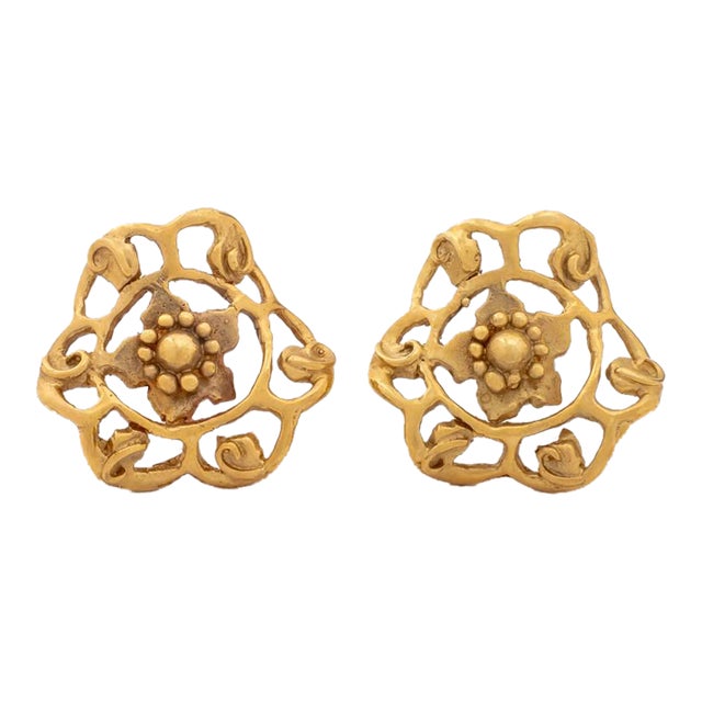 14k Yellow Gold Floriform Earrings For Sale