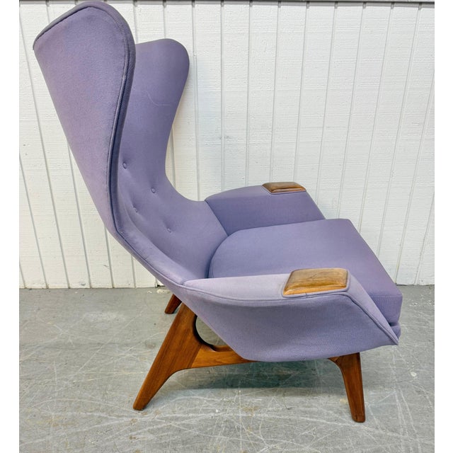 Adrian Pearsall Mid-Century Modern Adrian Pearsall Walnut Wing Chair & Ottoman For Sale - Image 4 of 13
