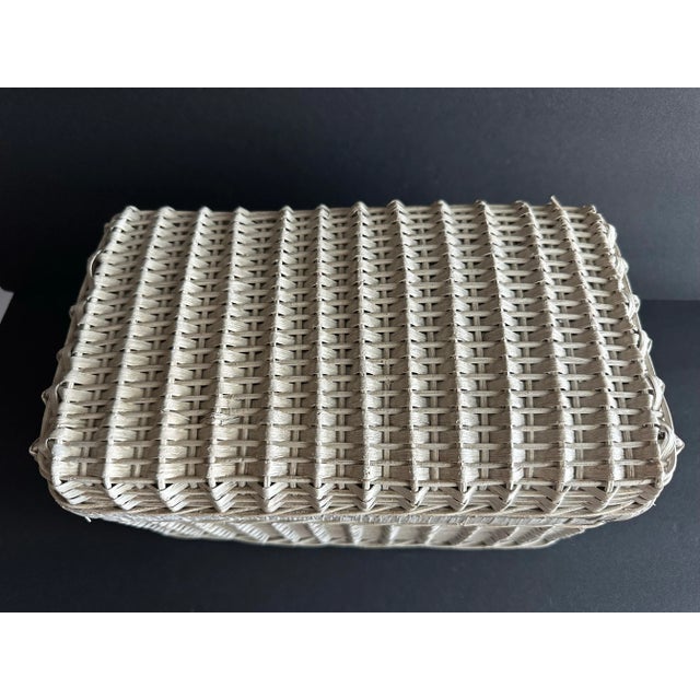 White Vintage 1900s White Wicker Woven Lidded Storage Basket For Sale - Image 8 of 12