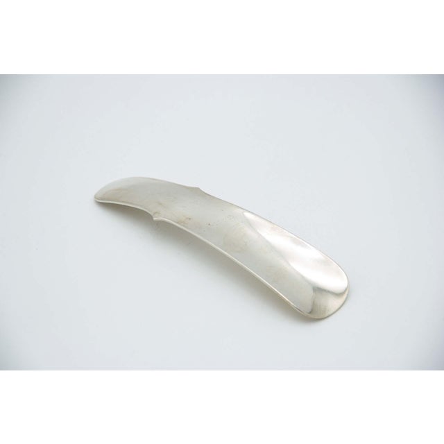 Vintage Shoehorn in Silver For Sale - Image 3 of 3