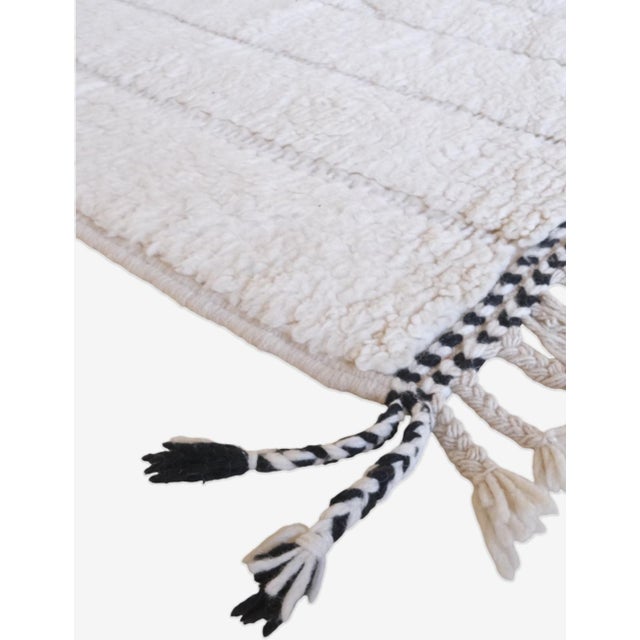 Moroccan Beni Ourain Wool Rug - 6.4 X 6.4 Ft For Sale In Cleveland - Image 6 of 8