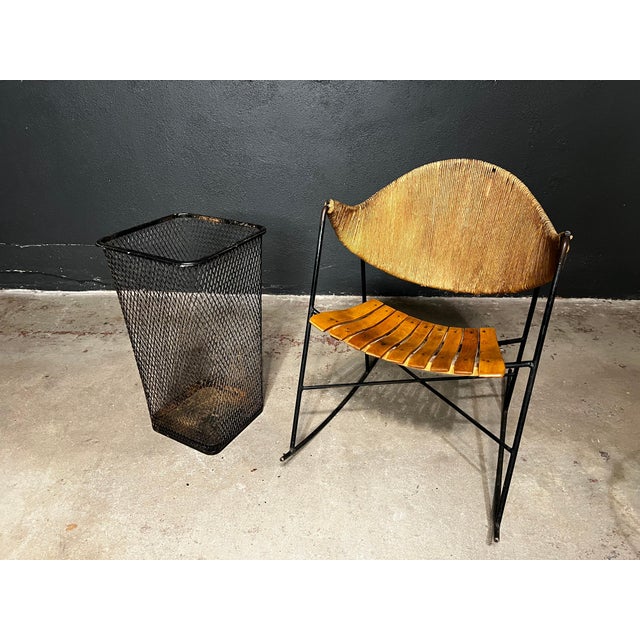 Black Mid 20th Century Industrial Wire Mesh Metal Trashcan Wastebasket For Sale - Image 8 of 9