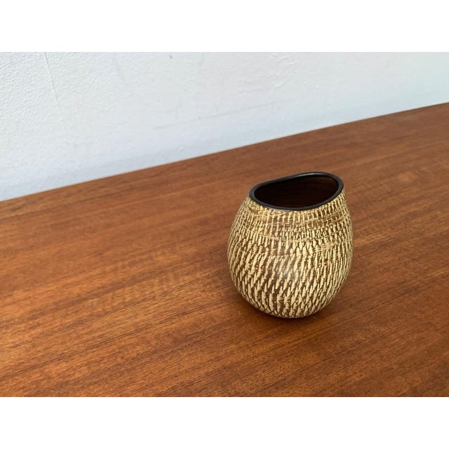 West German Pottery Vase by Rudolf Christmann for Dümler & Breiden, 1960s For Sale - Image 15 of 15