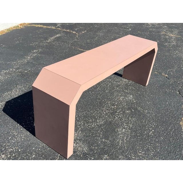 Mid-Century Modern Post Modern Mauve Laminated Waterfall Sofa Table For Sale - Image 3 of 18