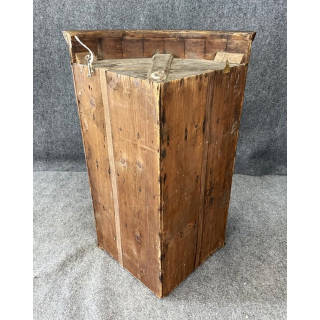 18th Century Inlaid Mahogany Hanging Corner Cabinet For Sale - Image 9 of 10