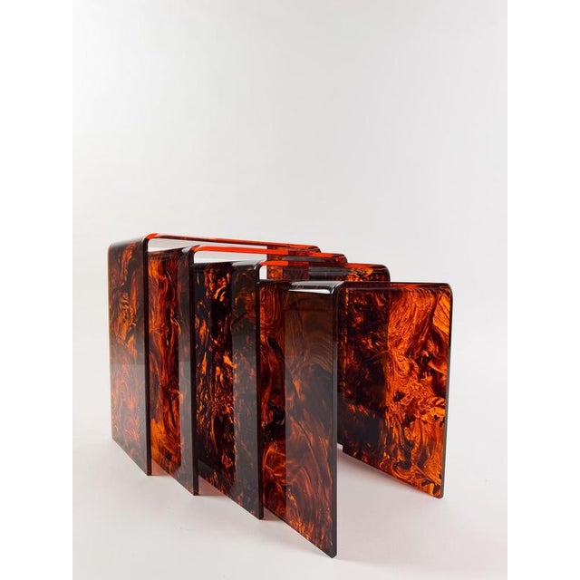 Curved Nesting Table in Faux Tortoiseshell Acrylic Glass attributed to Dior Home, 1970s, Set of 4 For Sale - Image 17 of 18