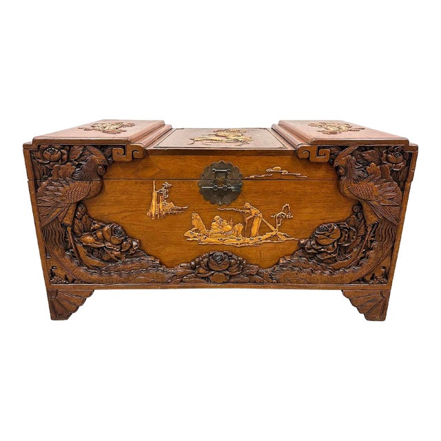 Early 20th Century Chinese Carved Camphor Wood Hope Chest For Sale