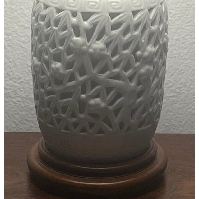 Eggshell Mid Century Chinoiserie Blanc De Chine Bedside Table Lamp Doubles as a Nightlight For Sale - Image 8 of 9