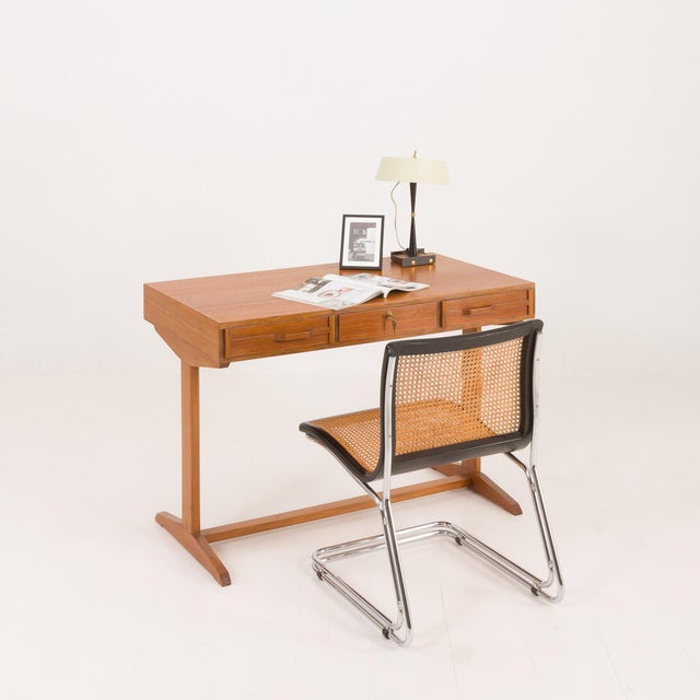 Italian Cantilever Chair with Vienna Straw, 1970s For Sale - Image 15 of 17