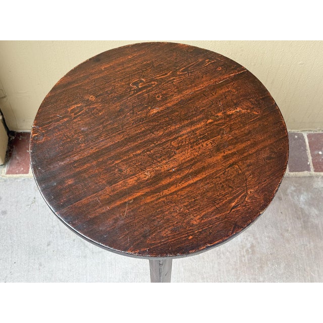 English Cricket Table of Patinated Oak From the Georgian Era For Sale - Image 10 of 10