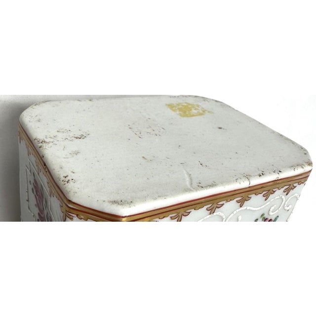 Vintage Armorial Porcelain Tea Caddy - George III Royal Arms For Sale - Image 12 of 13