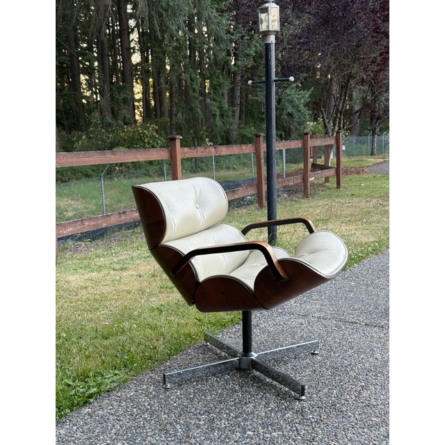 Wood Vintage Mid Century Modern Segmented Chair Attributed to George Mulhauser for Plycraft For Sale - Image 7 of 8