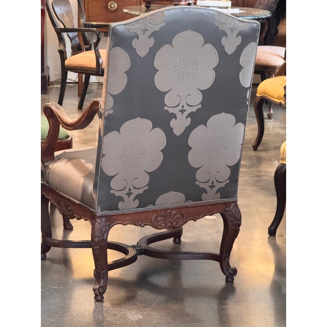 Wood 19th Century Pair of French Regence-Style Walnut Armchairs For Sale - Image 7 of 12