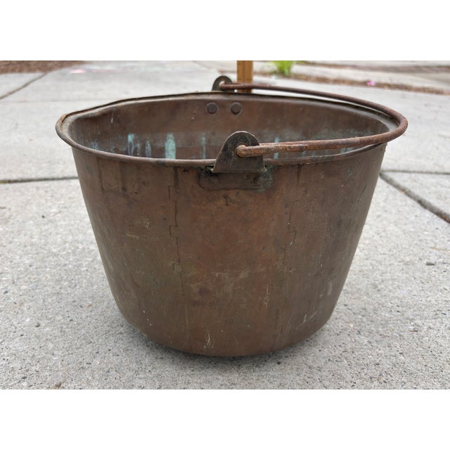 Ca 19th Century Copper Bucket/Cauldron With Iron Handle For Sale - Image 4 of 9