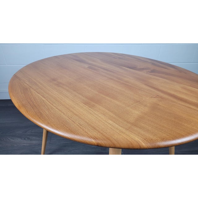 Round Breakfast Dining Table by Lucian Ercolani for Ercol, 1960s For Sale - Image 6 of 11