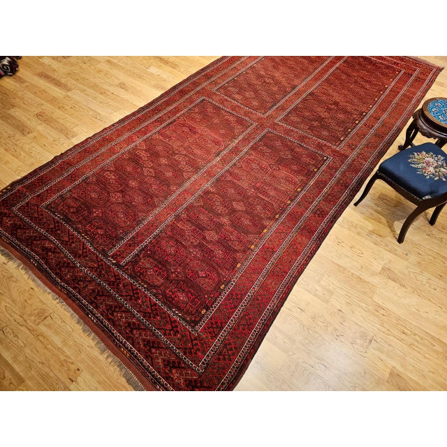 Early 20th Century Vintage Turkmen Tekke Gallery Rug in Allover Pattern in Red, Brown, Gray, For Sale - Image 5 of 14