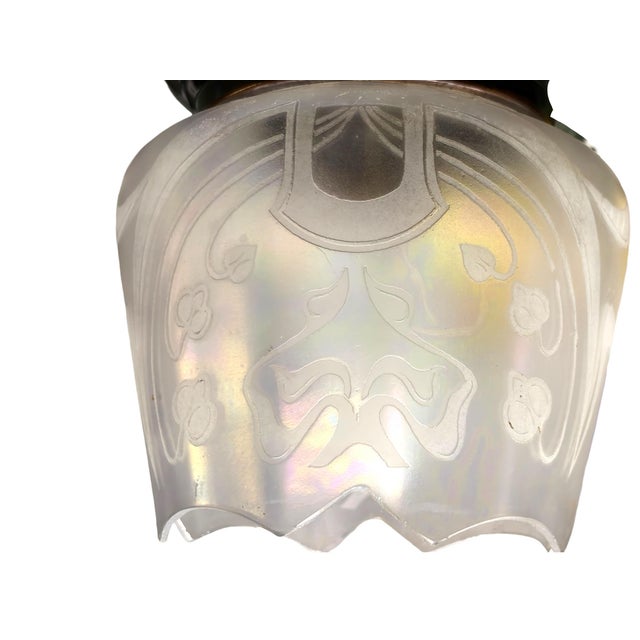 Art Nouveau 1900s Iridescent Nouveau Shade With Etched Whiplash Art Nouveau Design on Antique Brass Fixture For Sale - Image 3 of 5