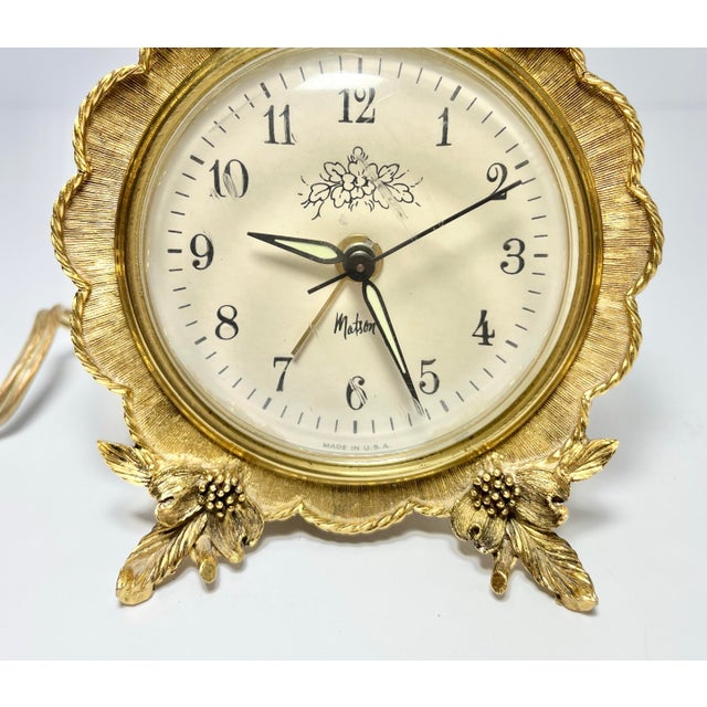 1960s Matson Ormolu Gold “Dogwood Flower & Bird” Electric Desk Clock For Sale - Image 4 of 12
