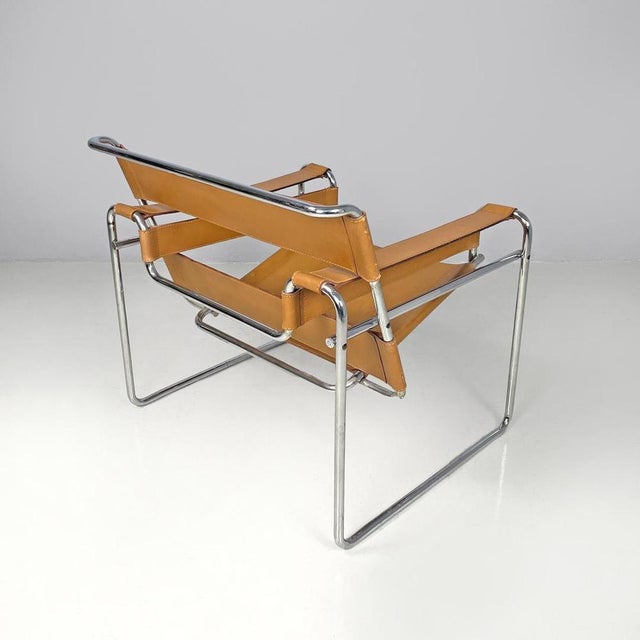 1970s Set of Modern Wassily Light Brown Armchairs attributed to Marcel Breuer for Gavina, 1970s For Sale - Image 5 of 18
