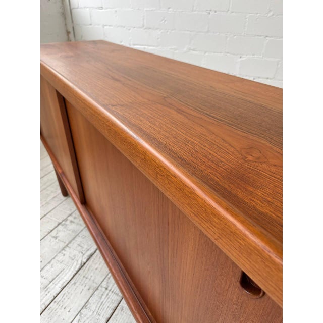 Wood Vintage Teak Sideboard from H.P. Hansen For Sale - Image 7 of 13