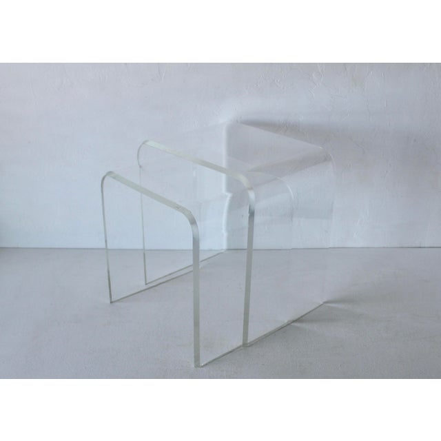 1980s Vintage Lucite Acrylic Waterfall Nesting Tables, Mid-Century Modern-a Pair For Sale - Image 5 of 15