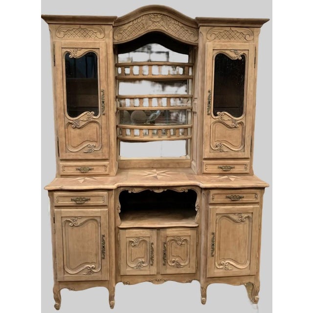 Louis XV Style 2-Body Buffet in Oak, 20th Century For Sale - Image 9 of 10