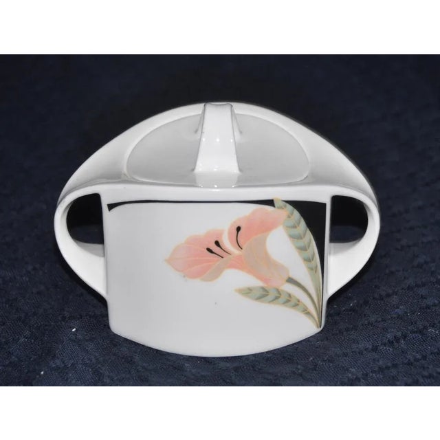 Sugar Bowl from Villeroy & Boch, 1980s, in Very Good conditions. Designed 1980 to 1989 This piece has an attribution mark,...