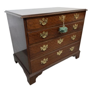 Baker Furniture Historic Charleston Collection Chest of Drawers For Sale