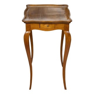French 19th Century Louis XV Style Walnut Side Table with Serpentine Tray Top For Sale