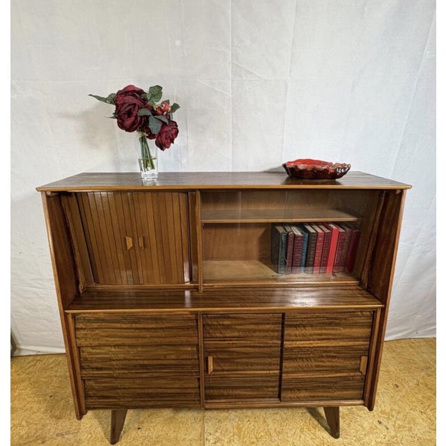 Mid century retro vintage walnut sideboard / drinks cabinet by f.d. Welters (circa 1960) a stylish and highly functional...