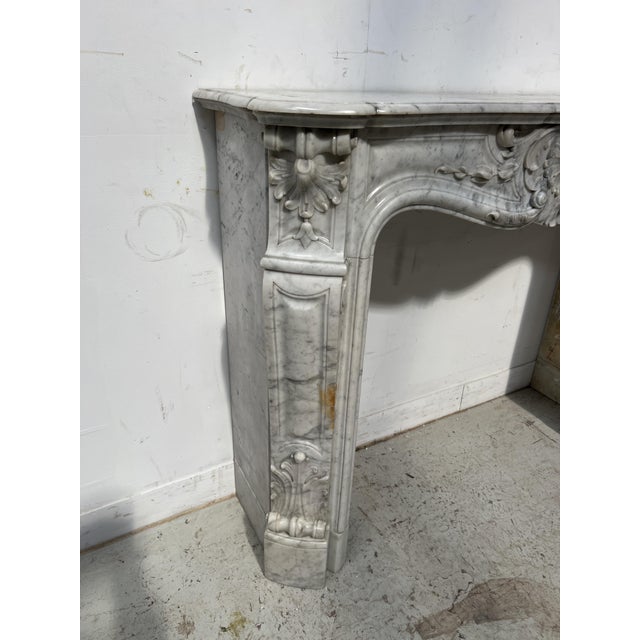 Louis XV Style Fireplace in White Carrara Marble, 1800s For Sale - Image 13 of 17