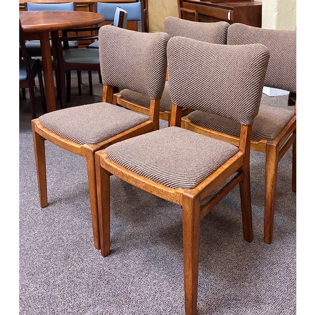 Mid-Century Modern Set of Vintage English Oak Dining Chairs W/ Upholstered Back & Seat by G-Plan Furniture, Uk c.1950 For Sale - Image 3 of 9