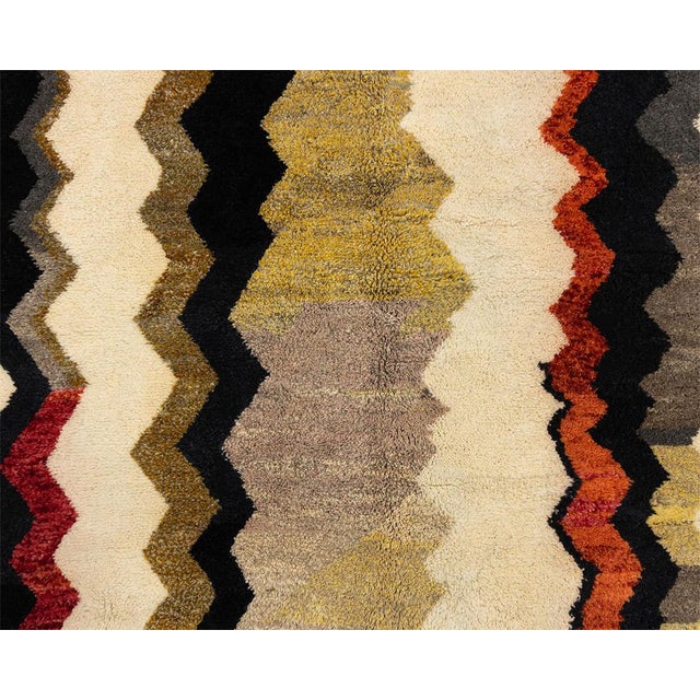 Ivory Premium Hand-Knotted Moroccan Wool Rug | 9'8" X 8'5" | One of a Kind For Sale - Image 8 of 10