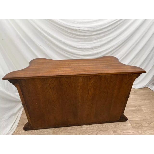 1970s 1970s Vintage Heritage Grand Tour Sofa Table Console Hall Table Shelves For Sale - Image 5 of 10