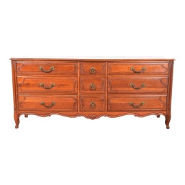 Example of Davis Cabinet Company Standard Dressers