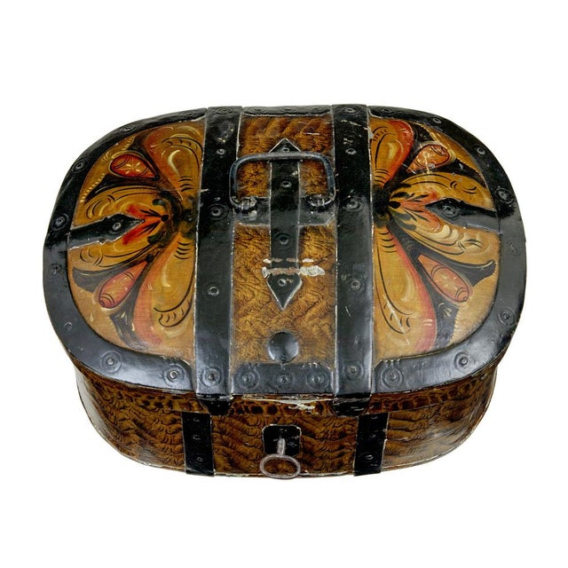 Scandinavian Hand-Painted Box, 1860 For Sale - Image 6 of 7