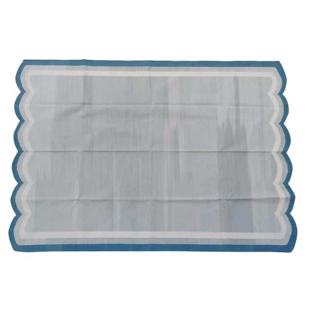 Textile Handmade Cotton Scalloped Rug, Grey with Cream and Blue Border 8'x10' For Sale - Image 7 of 8
