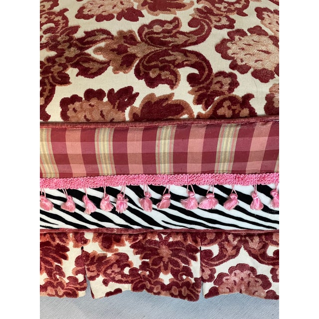 Vintage Ottoman Footstool in Cut Velvet For Sale In Miami - Image 6 of 7