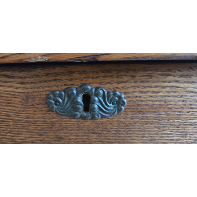 Wood Early 20th Century Oak Dresser With Beveled Mirror For Sale - Image 7 of 11