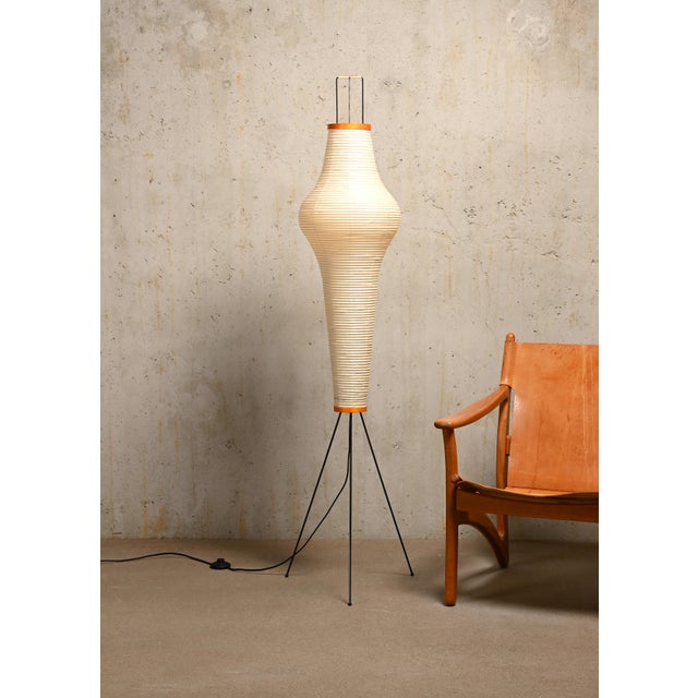 Akari Model 14a Light Sculpture in Washi Paper and Bamboo by Isamu Noguchi For Sale - Image 6 of 14