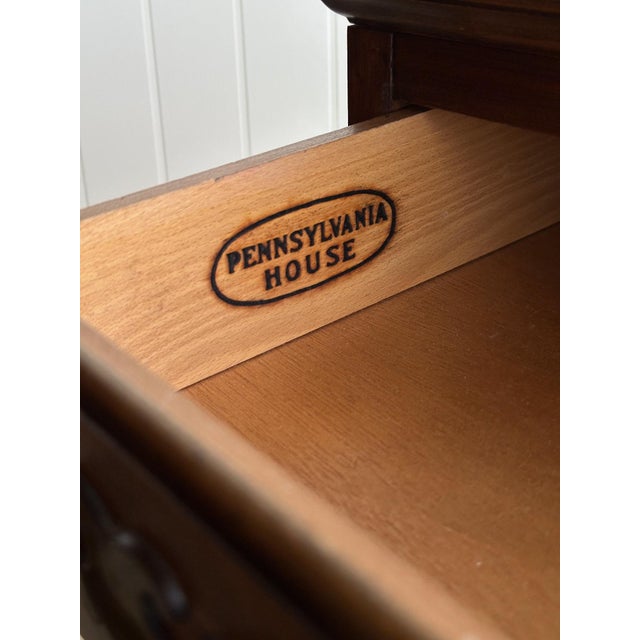 Brown Pair of Pennsylvania House Georgian Cherry Bachelor Chests, C. Late 20th Century For Sale - Image 8 of 14
