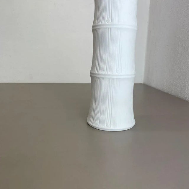 Porcelain & Bamboo Op Art Vase by Heinrich Fuchs for Hutschenreuther, Germany, 1970s For Sale - Image 3 of 15