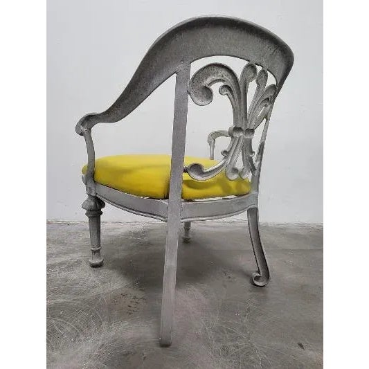 Metal 1960s Mid Century Hollywood Regency Dorothy Draper Designer Patio Set - 4 Seats with Table For Sale - Image 7 of 13